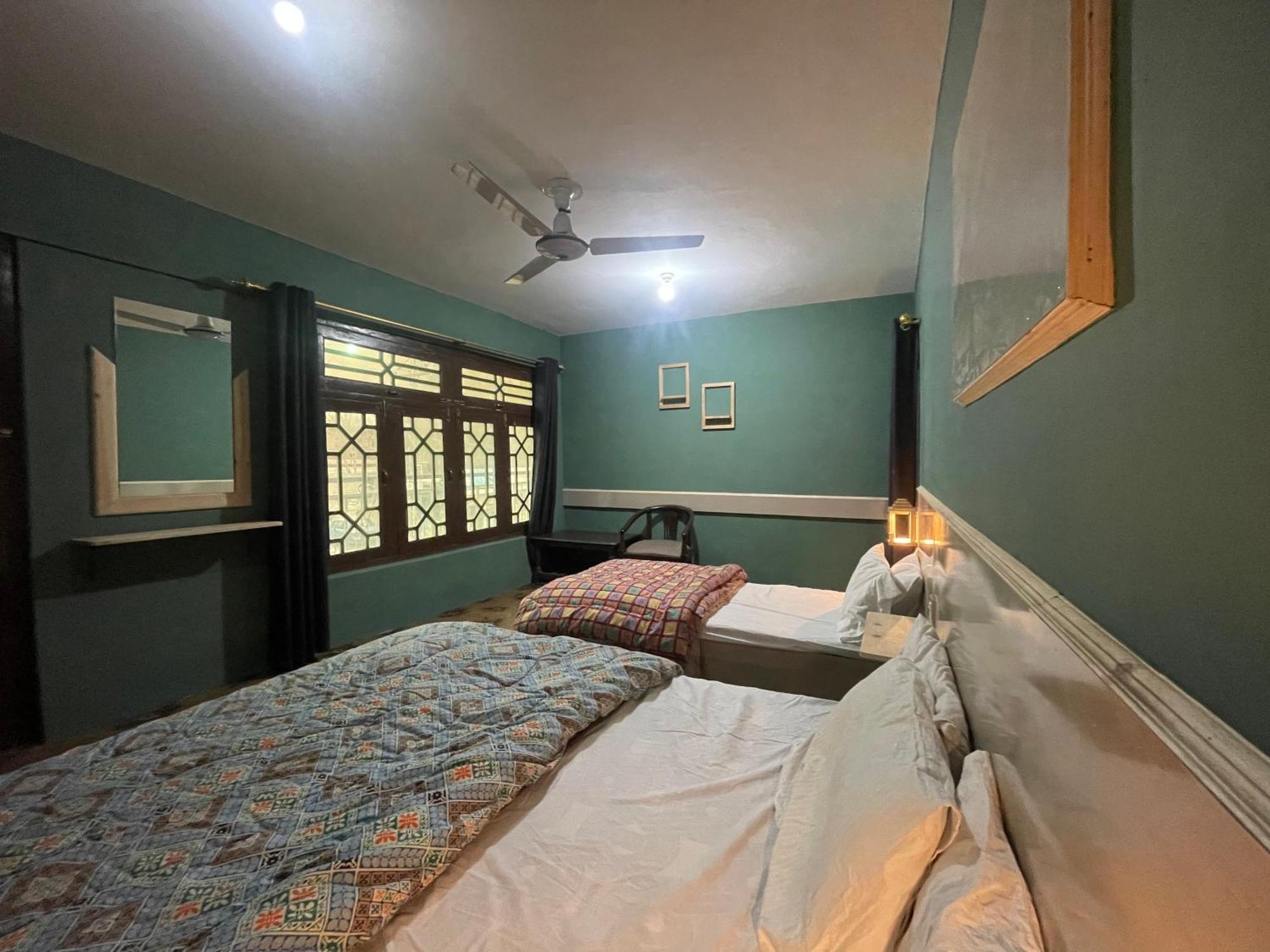 Skardu Lodge ภายนอก รูปภาพ