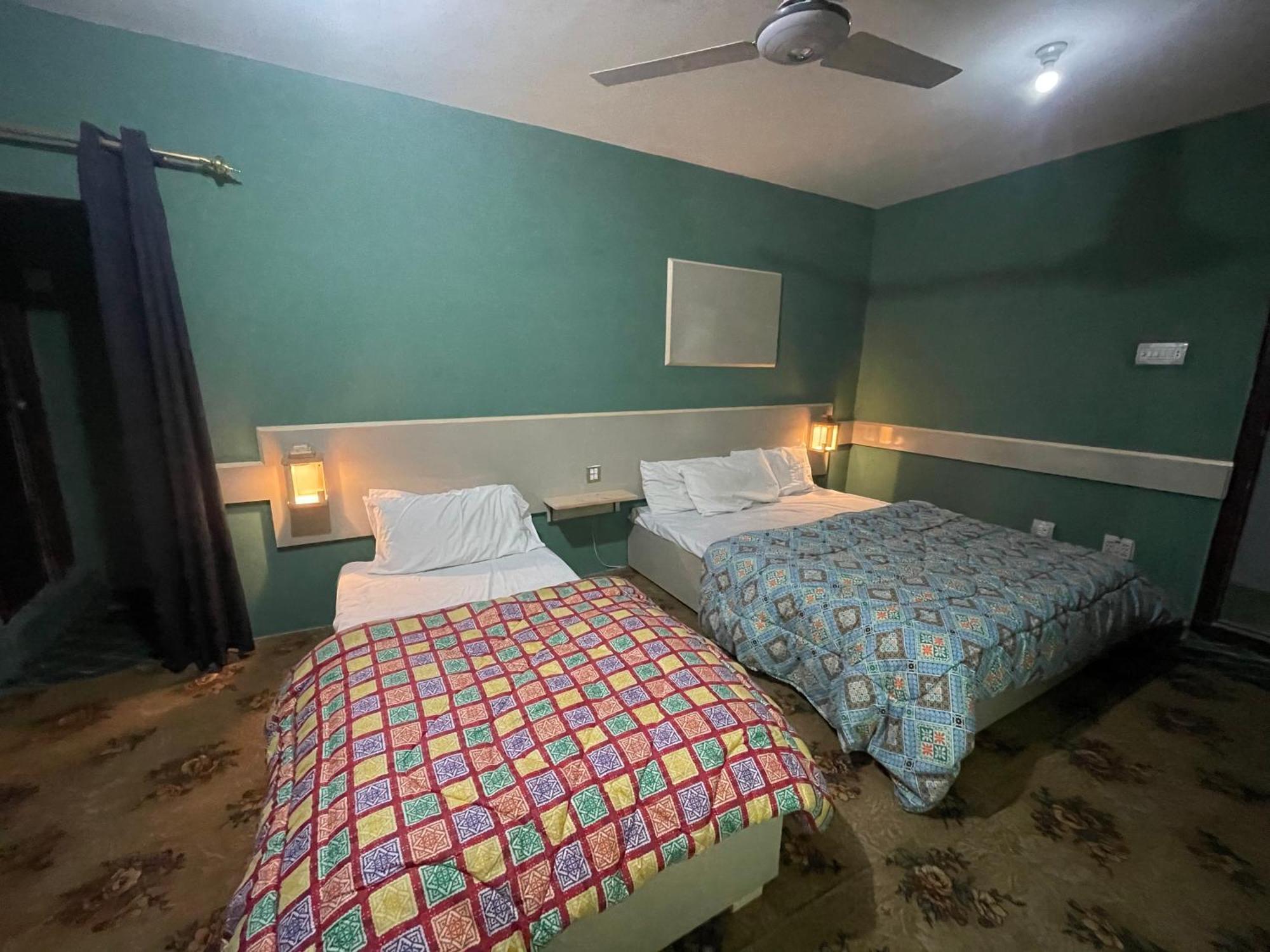 Skardu Lodge ภายนอก รูปภาพ