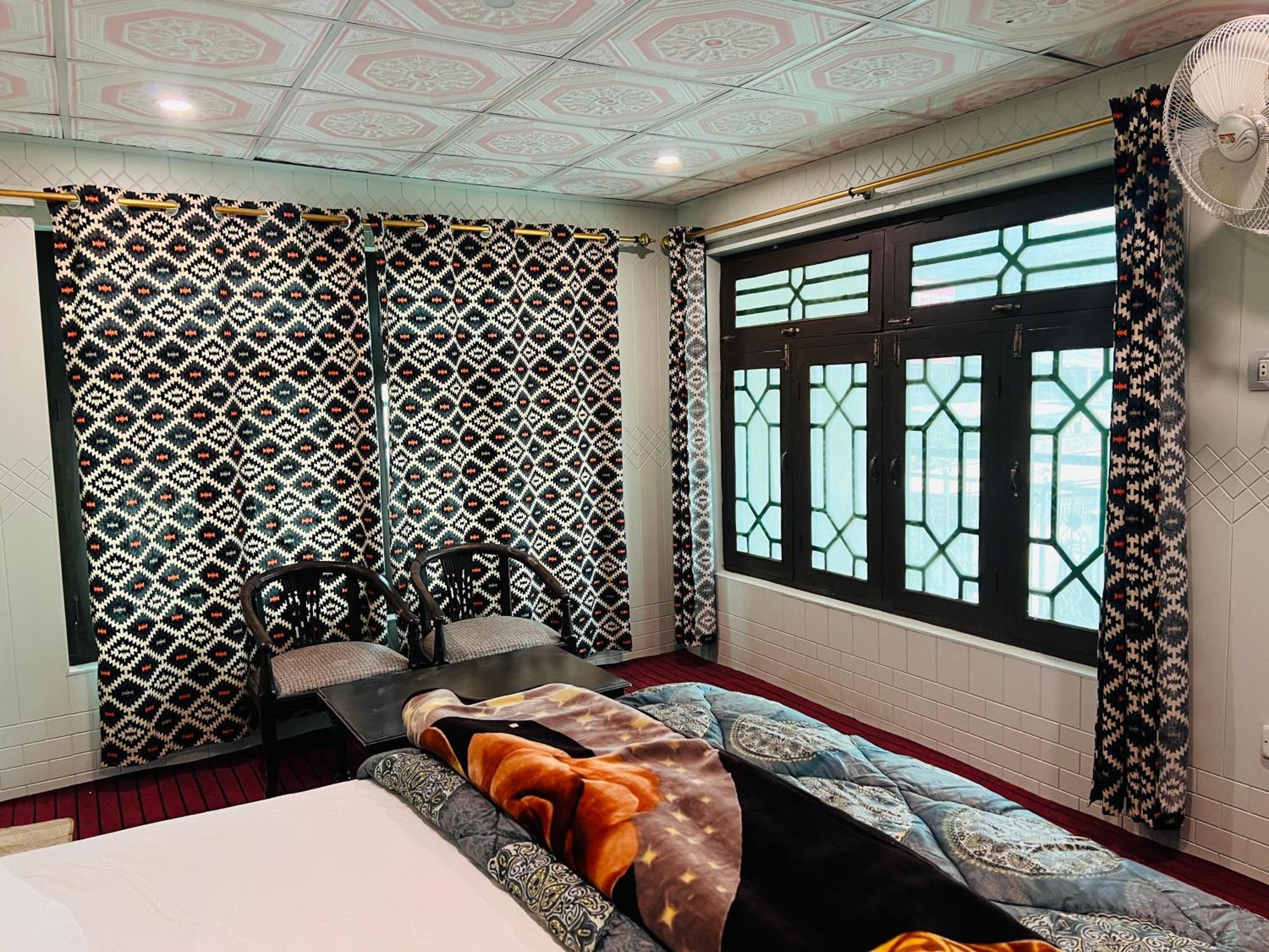 Skardu Lodge ภายนอก รูปภาพ